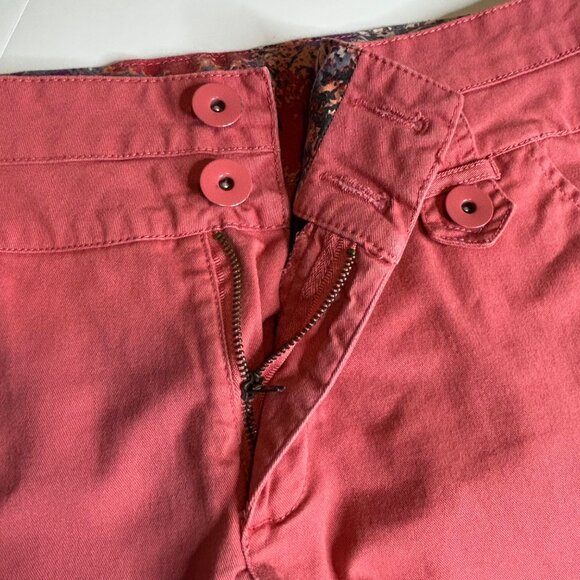 One 5 One Size 16 Shorts - Picture 3 of 10